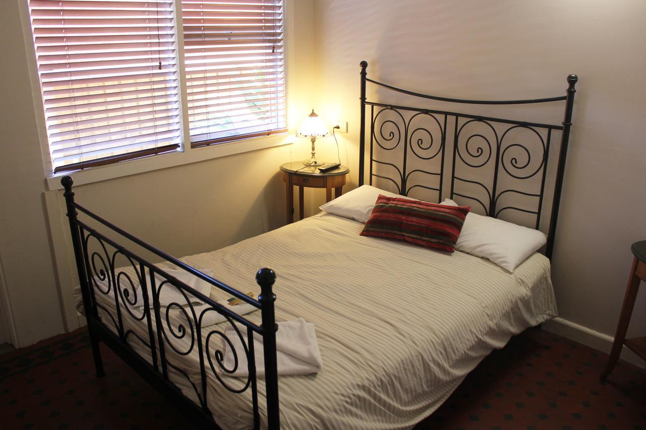 Burwood Bed And Breakfast Sídney Exterior foto